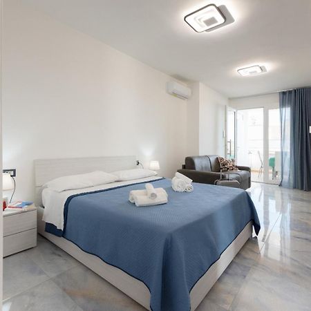 Infinity Residence Con Parcheggio Porto Cesareo Kültér fotó