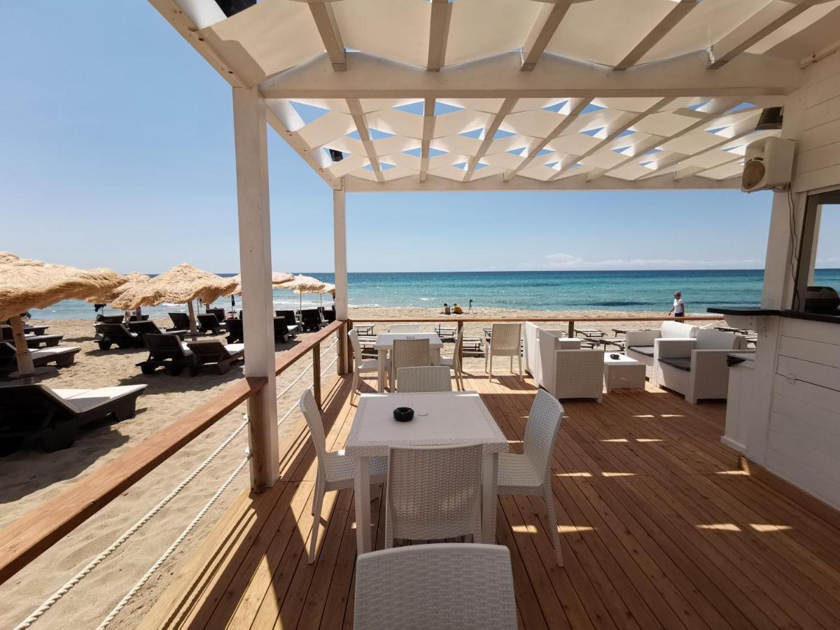 Infinity Residence Con Parcheggio Porto Cesareo Kültér fotó
