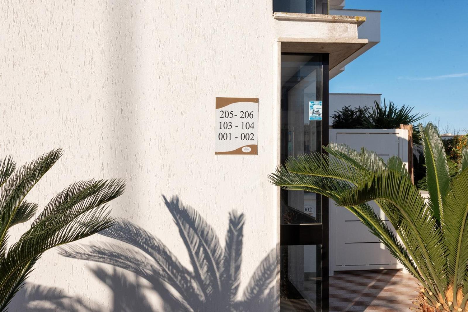 Infinity Residence Con Parcheggio Porto Cesareo Kültér fotó